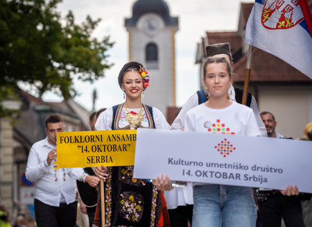 52. Dnevi narodnih noš_povorka (54)